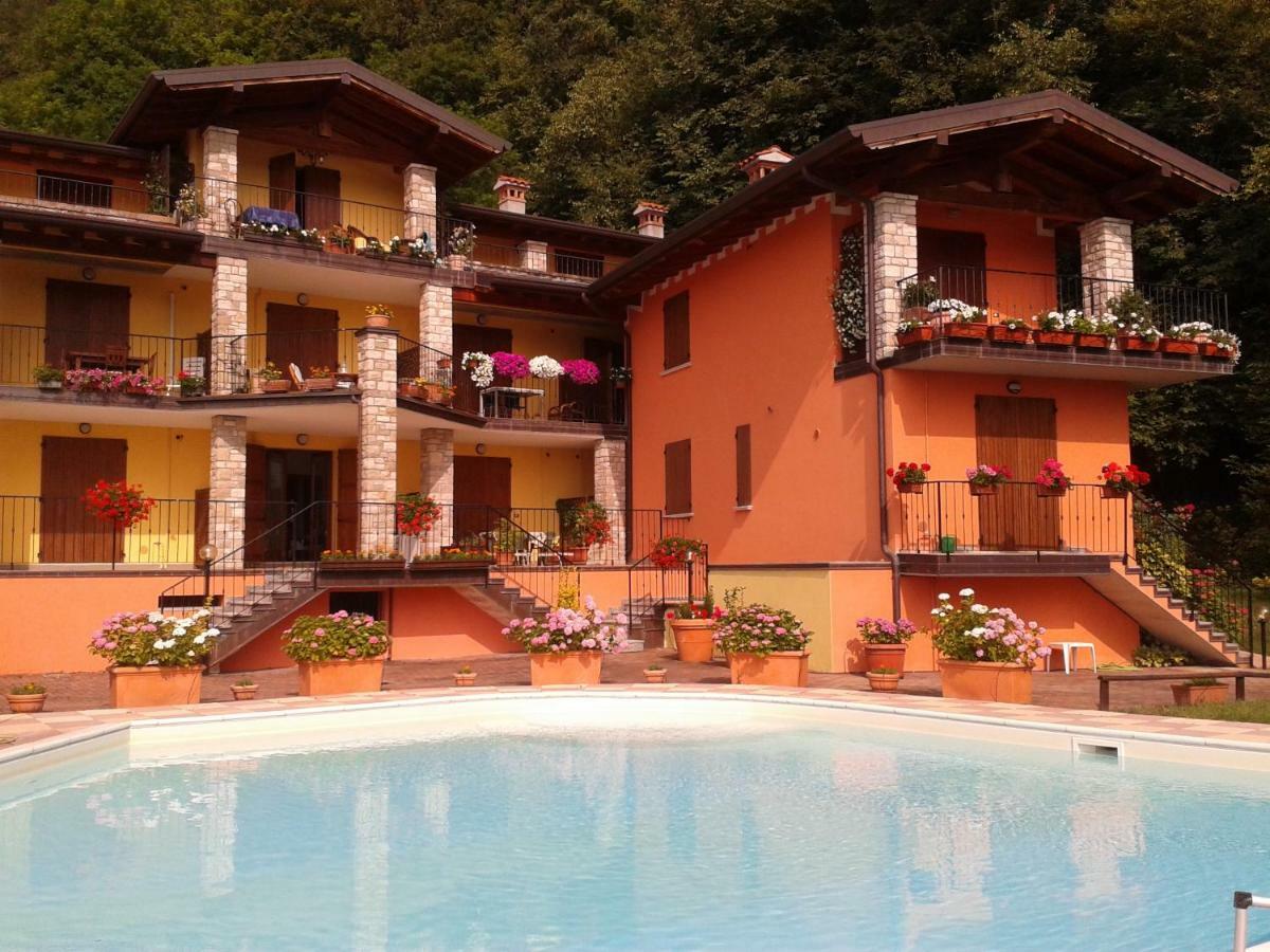 Relax Vista Lago Villanuova sul clisi Екстер'єр фото