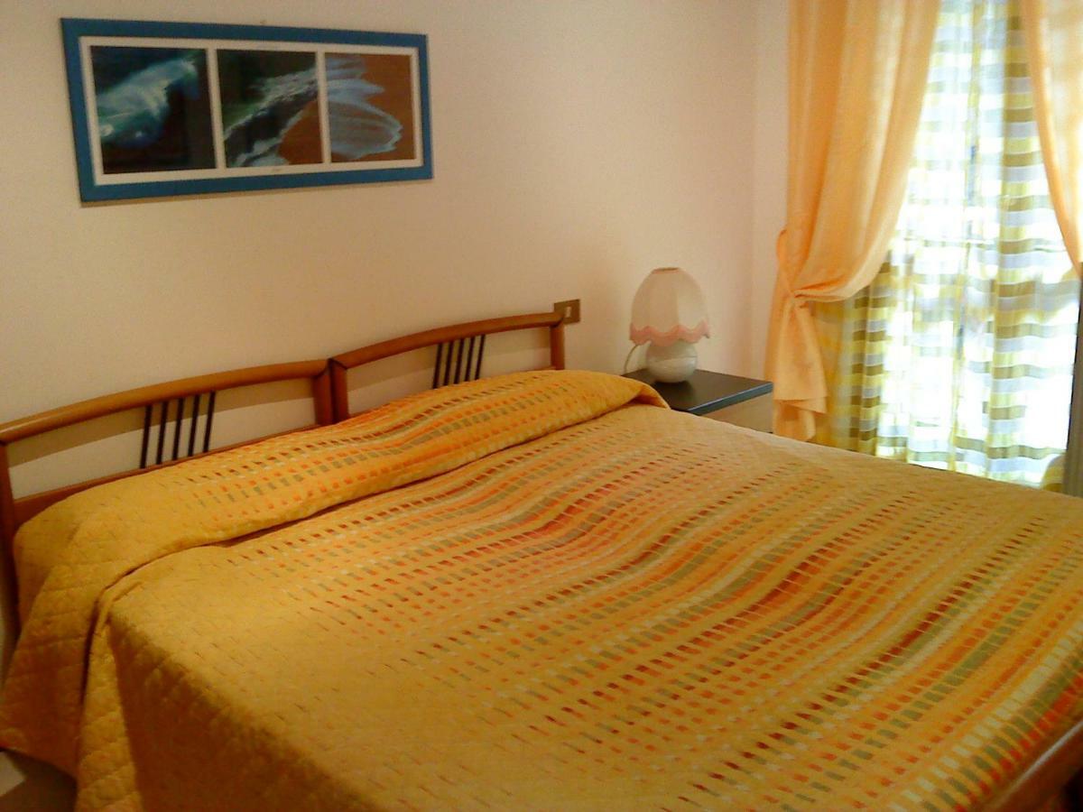 Relax Vista Lago Villanuova sul clisi Екстер'єр фото