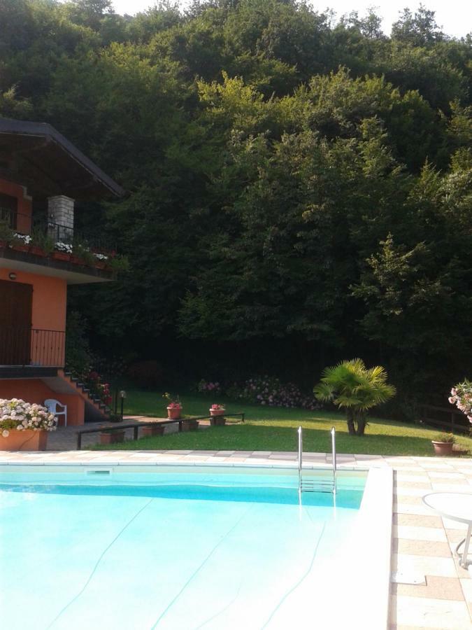 Relax Vista Lago Villanuova sul clisi Екстер'єр фото